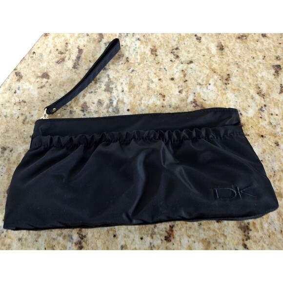 Donna Karan DK Cosmetics Black Zippered Makeup Toiletry Travel Bag Wristlet NEW - Picture 3 of 16
